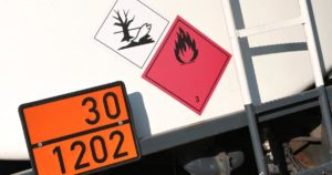 UN-Nummer für Gefahrgut zuordnen